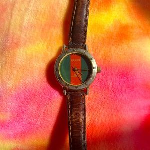 Gucci Quartz watch